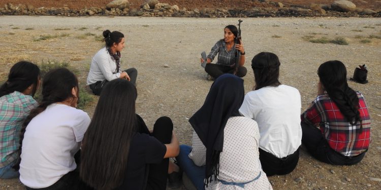 Li Dêrikê Perwerdeya Xweparastinê ya Jinên Ciwan hate lidar xistin!