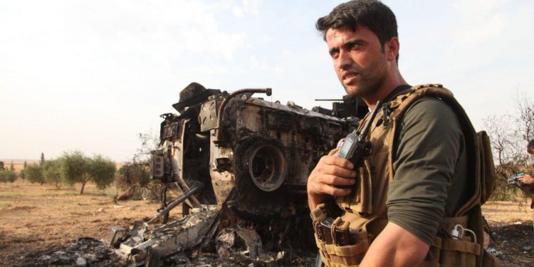 FLAŞ – Nasnameyên leşkerên Tirk ên dagirker kete destê Şervanên QSD’ê de