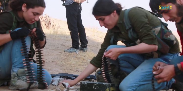 Dîmenên ji kêliyên berxwedana Şervanan li gundê Tewila