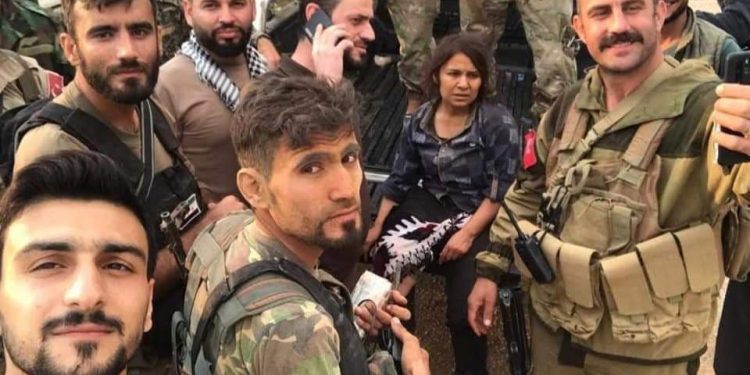 Çîçek Kobanê ku çeteyên dagirker ew dilgirtin li Miduriyeta polisan a Rihayê ye