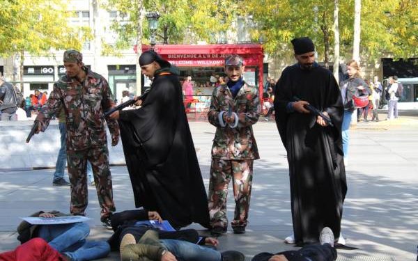 Ciwanan li Parîsê li dijî êrîşên dagirker çalakî lidar xistin