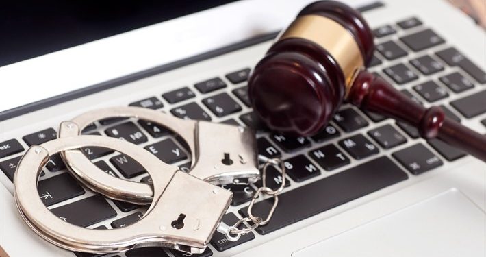 Parvekirinên li ser medyaya sanal bû hinceta doza li dijî rojnamevanan