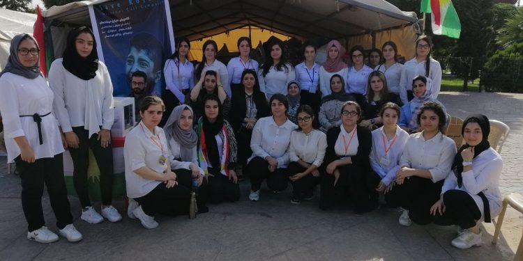 Xwendekarên Başûr alîkarî ji bo Rojava komkirin