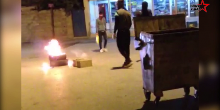 Yekîneyên Tolhildanê barîkatan danîn û rê li trafîkê girtin