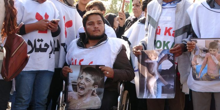 Bi hezaran gelê Qamişlo daketin qadan: ‘Her der Rojava, her der berxwedan e’