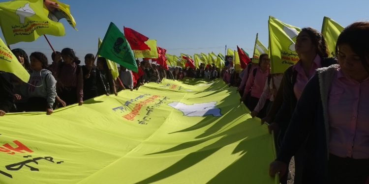 Ciwanên Şoreşger bi meşekê şehîd Serxwebûn bibîr anîn