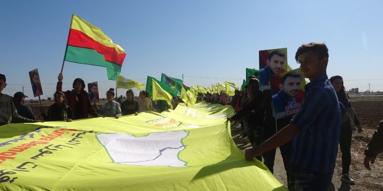 Ciwanên Şoreşger bi meşekê şehîd Serxwebûn bibîr anîn