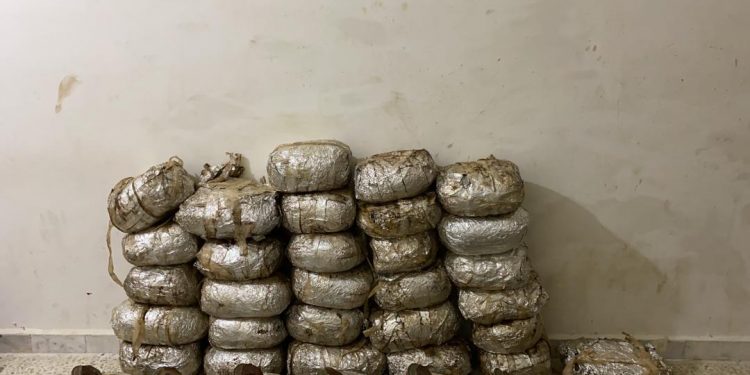 Bi operasyonek taybet li bajarê Reqayê şaneyek veşartî ya DAIŞ’ê hat girtin