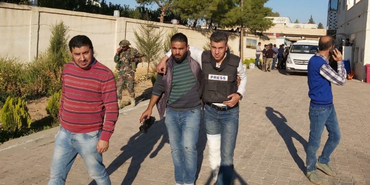 Nûçegihan û tîmên tendirûstyê bûn hedefa êrîşên artêşa Tirk a dagirker