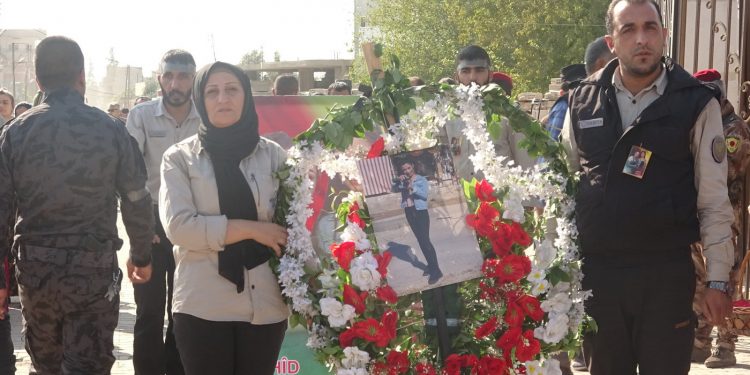Şehîdên Berxwedana Cenga Rojava û şehîdên teqînên Qamişlo hatin oxirkirin