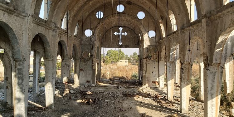 Fermandarekî Suryan: Tiştên çeteyên Tirkiye dikin ji kiryarên DAIŞ’ê ne cudatirin