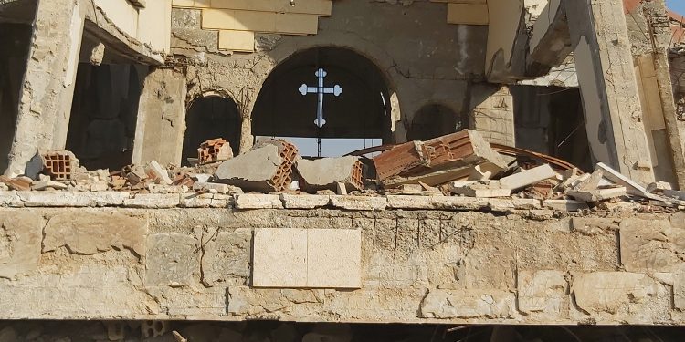 Fermandarekî Suryan: Tiştên çeteyên Tirkiye dikin ji kiryarên DAIŞ’ê ne cudatirin