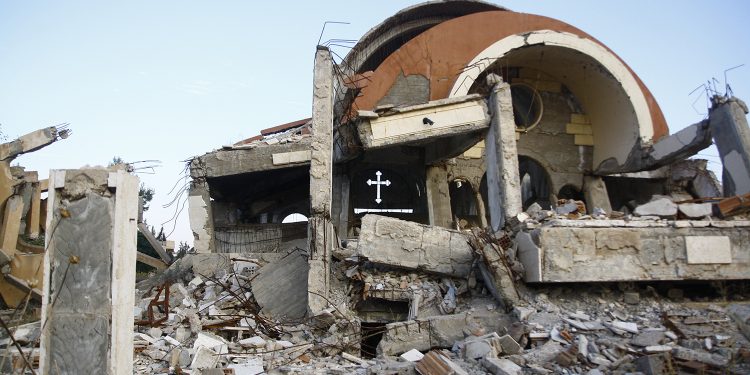 Fermandarekî Suryan: Tiştên çeteyên Tirkiye dikin ji kiryarên DAIŞ’ê ne cudatirin