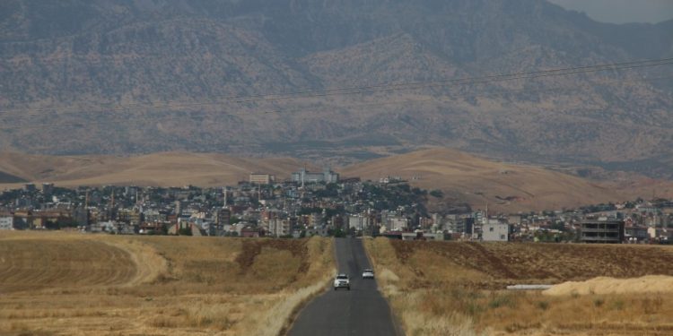 Walîtiya Şirnexê a dagirker 15 herêmên li Silopiyayê li sivîlan qedexe kirin