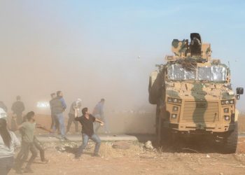 Dewriya artêşa Tirk a dagirker gule li sivîlan reşand