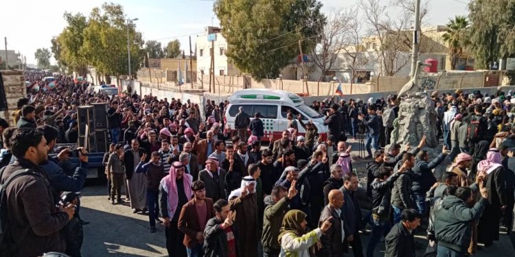 Li Eyn Îsayê gel li dijî dagirkeriyê derketin kolanan