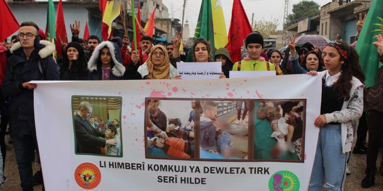 Ciwanên Amûdê bi meşekê piştgirî dan YPJ û YPG‘ê