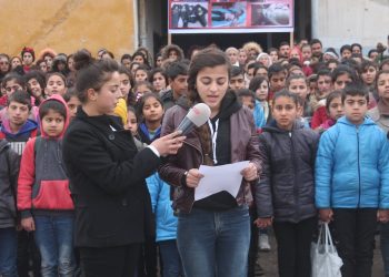 Xwendekar û Mamosteyên Til Rifat: Divê rêxistinên mirovî parastina jiyana sivîlan bikin