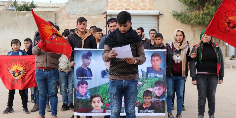 Ciwanên Efrînê Komkujiya li Til Rifatê şermezar kirin