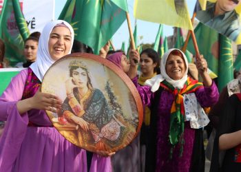 “Tu dewlet nikare Îradeya me bişkîne”