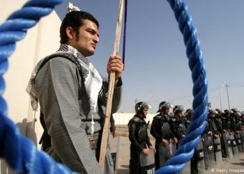 Komara Îslamî Rejîma ku Civakê dike dewlet e