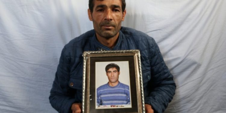 Mûrat Kaya ê ku leşkerên dagirker ên Tirk ew qetil kiribû, birayên wî hatin binçavkirin