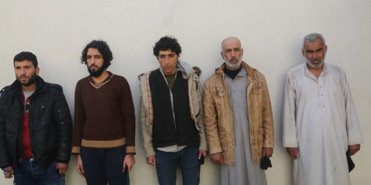 QSD’ê hucreyeke veşartî ya çeteyên DAÎŞ’ê girt