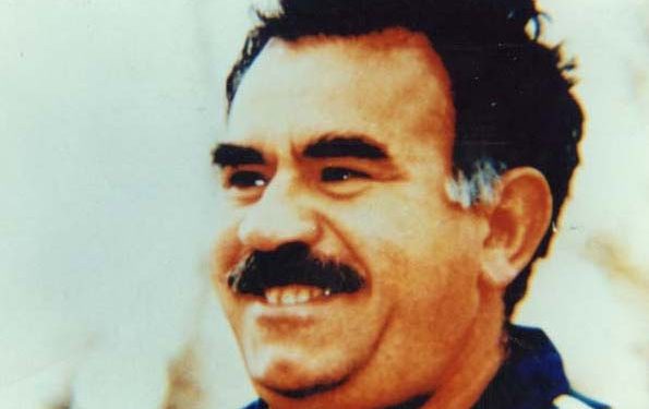 Parêzer ji bo Rêberê Gelan Abdullah Ocalan bibînin serlêdan kirin