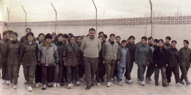 NIRXANDIN – Pêşxistina Jinê Tolhildana Ji Koletiyê Ye