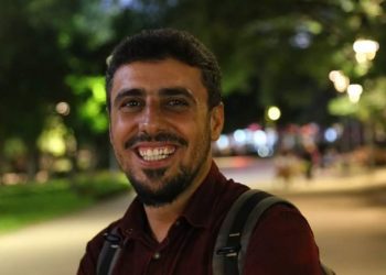 Rojnameger Azîz Orûç peyam şand: Pêdiviya min bi piştevaniya we heye