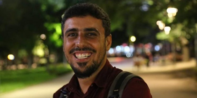 Rojnameger Azîz Orûç peyam şand: Pêdiviya min bi piştevaniya we heye