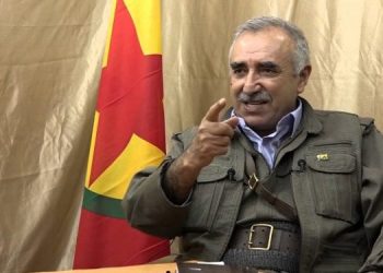 Karayilan: Gelê me wê li ser bingeha berxwedanê teqez bi ser bikeve