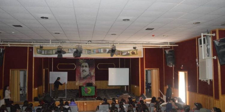 Bi boneya 25’ê Mijdarê Semînerek hat li dar xistin