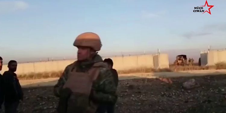 Artêşa tirk a dagirker û leşkerên Rûs li ser sinor hevditîn pêk anî