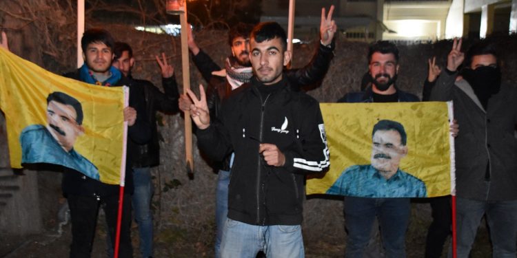 Ciwanên Başûr: Li hember tecrîdê wê çalakiyê me bidomin!