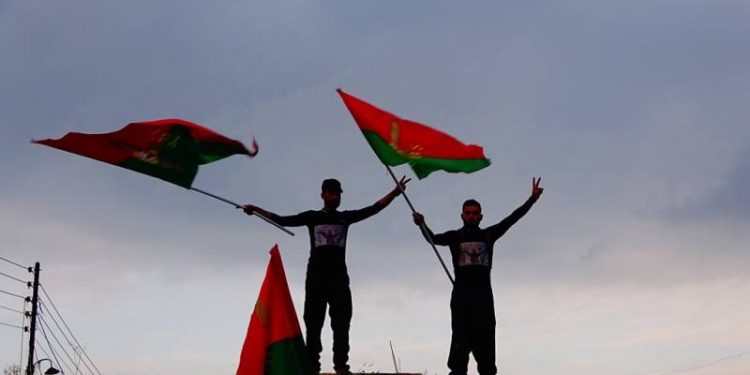 Li Şengalê li dijî êrîşên dewleta tirk a dagirker bi hezaran kes meşiyan