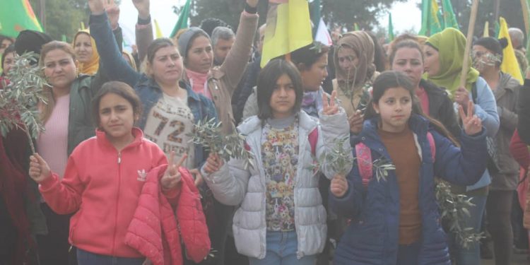 Gelê herêma Cizîrê dagirkeriya li ser Efrînê şermezar kirin