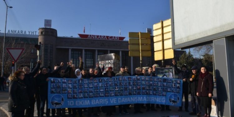 Şehîdên 10’ê Cotmehê hatin bîranîn