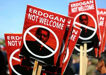 Eniya Antî Faşîst: Em Erdogan şermezar bikin