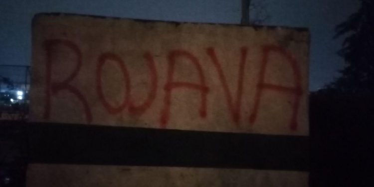 Ciwanên Şoreşger li Silêmanî ji bo Efrînê dirûşmeyan nivisandin