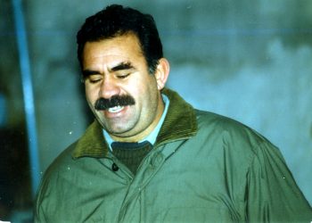 Parêzeran ji bo dîtina Ocalan serlêdan kirin