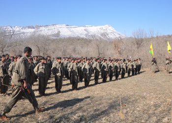 Ji Pênûsa Gerîlla: Gerîlla û Rastiya Jiyanê