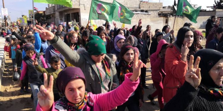 Ciwanên Efrînê dagirkeriya dewleta Tirk a li Efrînê şermezar kirin