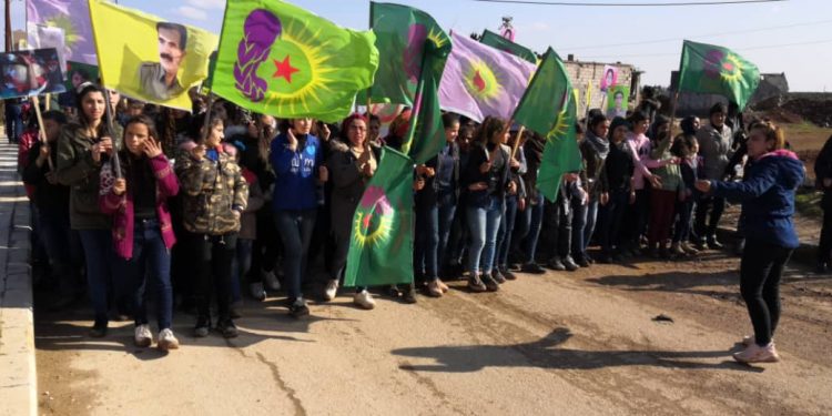 Ciwanên Efrînê dagirkeriya dewleta Tirk a li Efrînê şermezar kirin