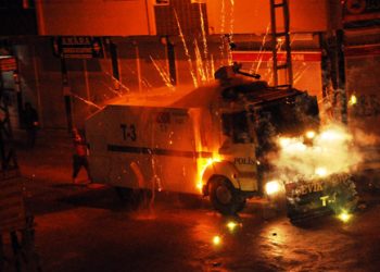 Li dijî Komploya 15’ê Sibatê Yekîneyên Tolhildanê li Wanê çalakî kirin