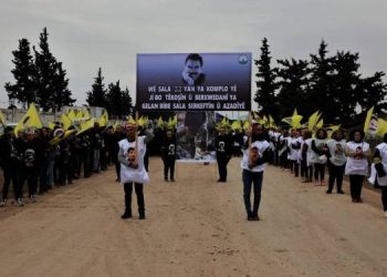 Li Rojava bi deh hezaran kesî li dijî komploya 15’ê Sibatê daketin qadan