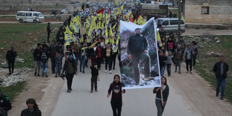 Li Şehbayê ciwan ji bo Rêberê Gelan Abdullah Ocalan daketin qadan