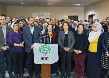 Li 4 bajaran daxuyanî: Demildest divê biçin Imraliyê