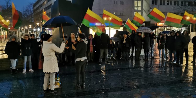 Li Duîsburgê Kurd ji bo Rêberê Gelan Ocalan îro jî li qadan bûn