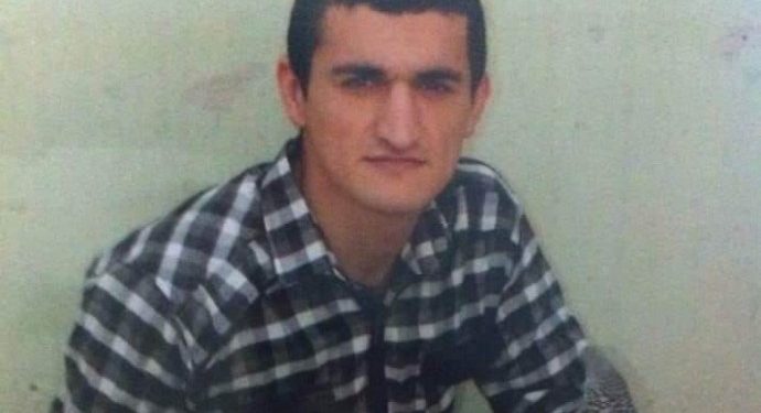 Li Girtîgeha Rîze girtiyên siyasî û edlî dixin heman qawîşan